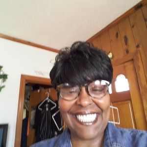 Meet your Posher, Marilyn